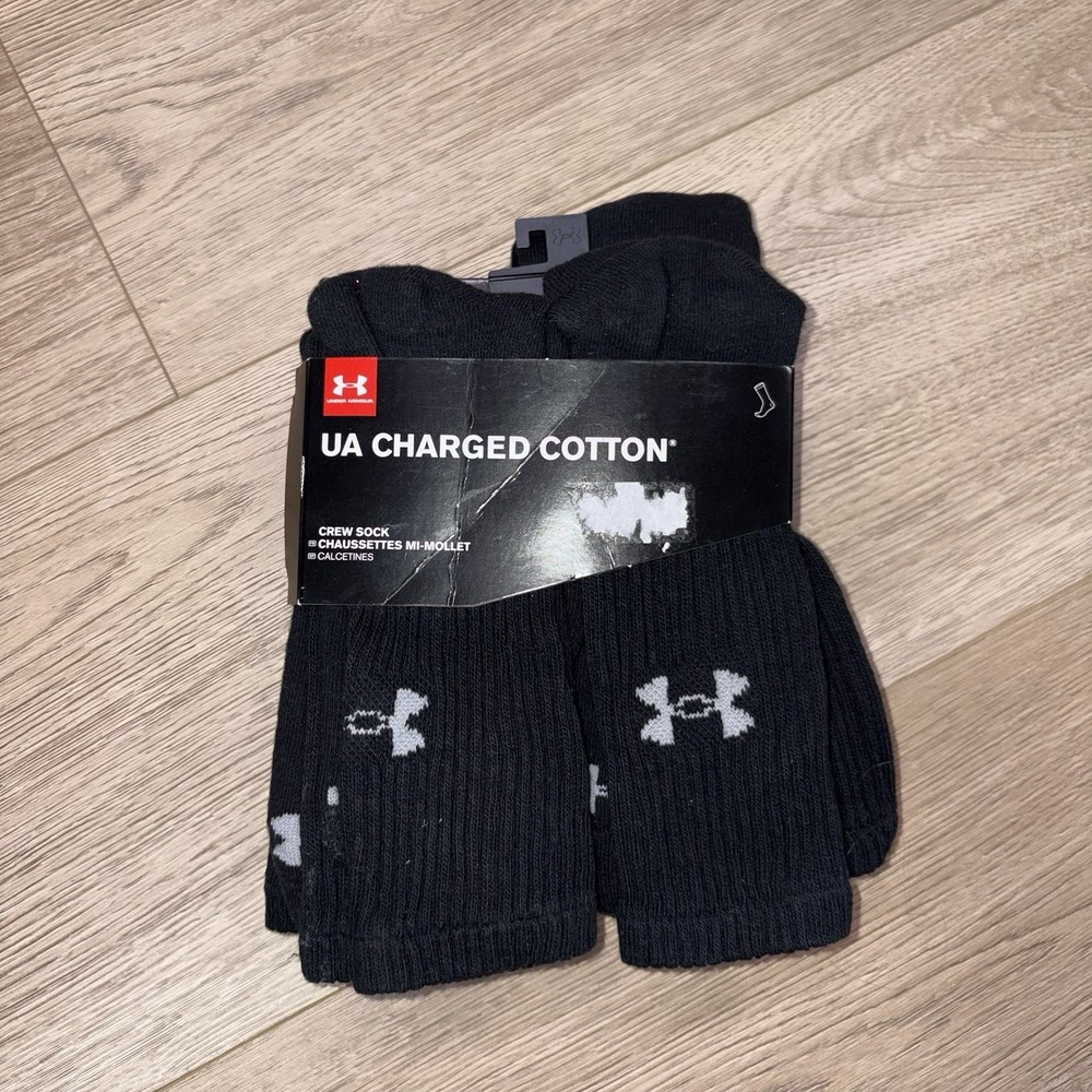 Under Armour Charges Cotton Crew Socks Pack Of 6 NEW